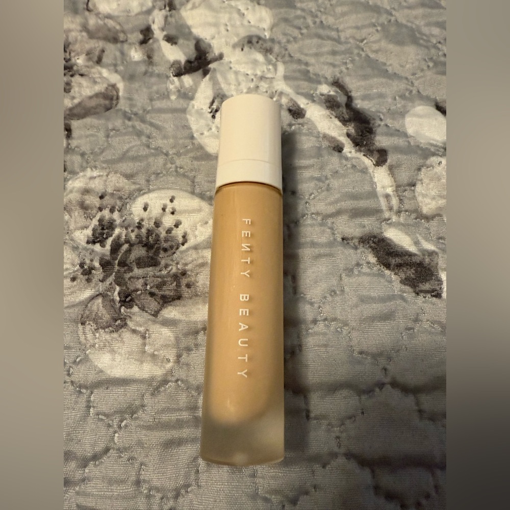 Fenty Beauty Pro Filt’r Foundation In 160